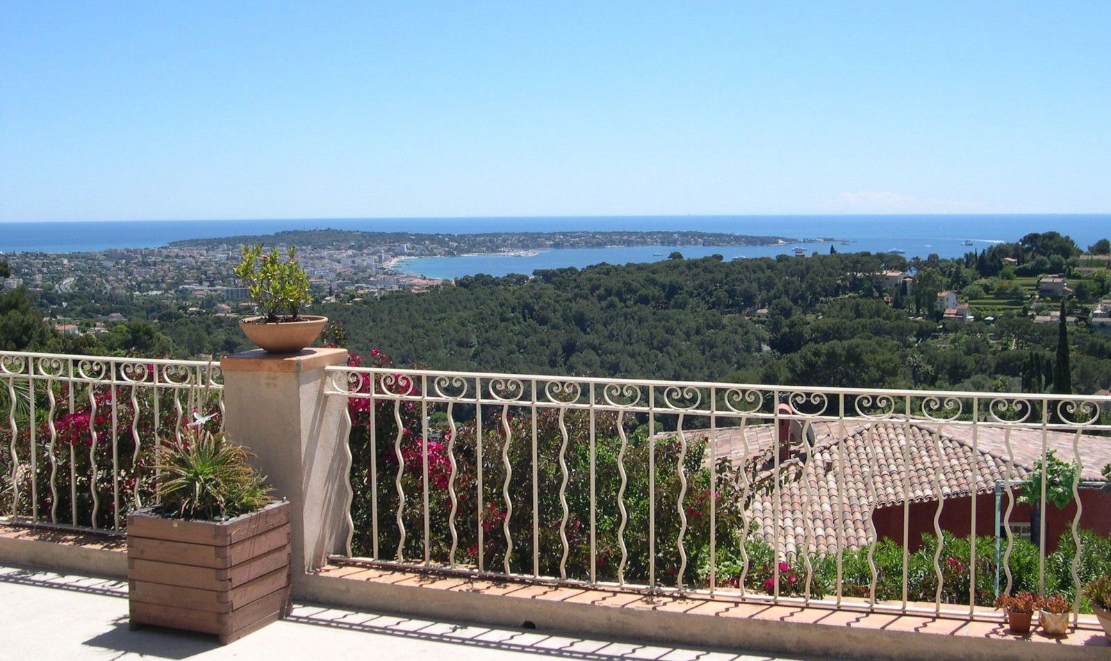 Très belle sélection de villas et appartements à vendre sur la Côte d'Azur